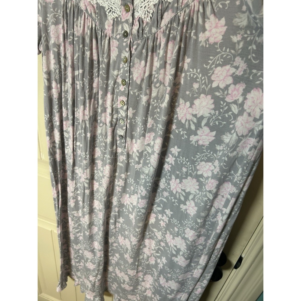 Eileen West Women's Night Gown Sz Small Gray Pink Floral Pattern With Lace Trim - Picture 5 of 10